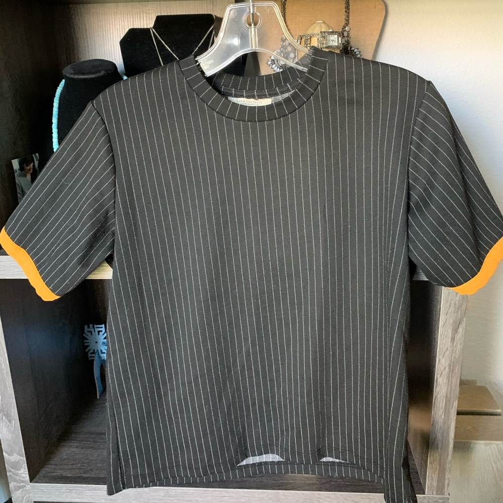 Cropped top